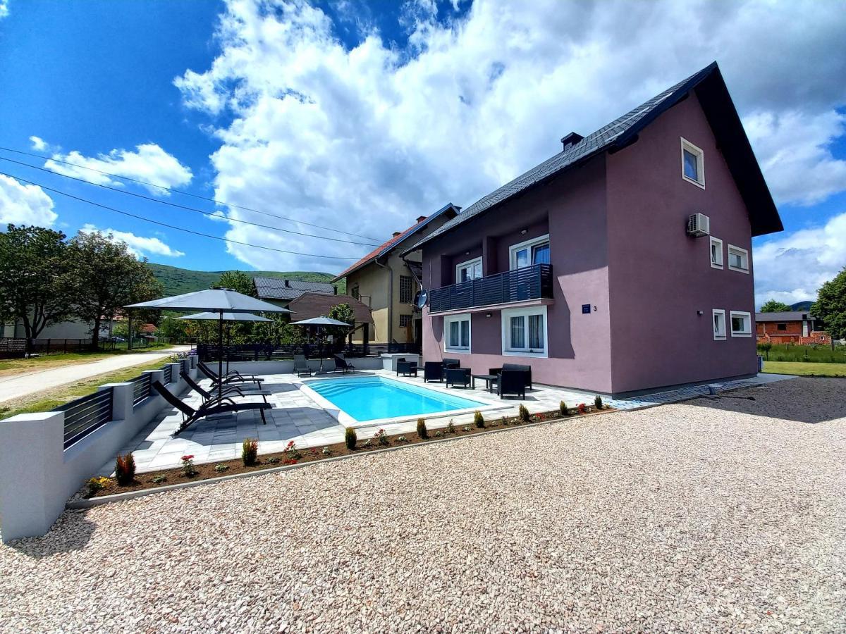 Hotel Premier House By Rd Group Korenica Exterior foto