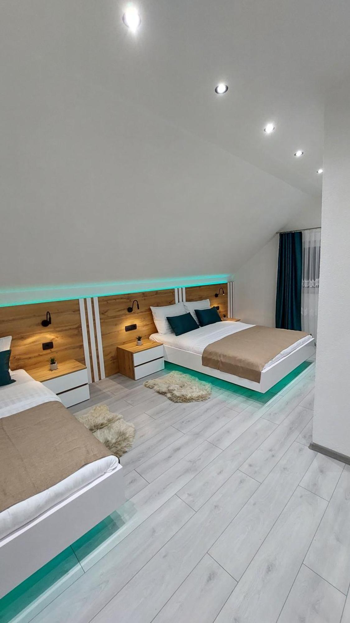 Hotel Premier House By Rd Group Korenica Exterior foto