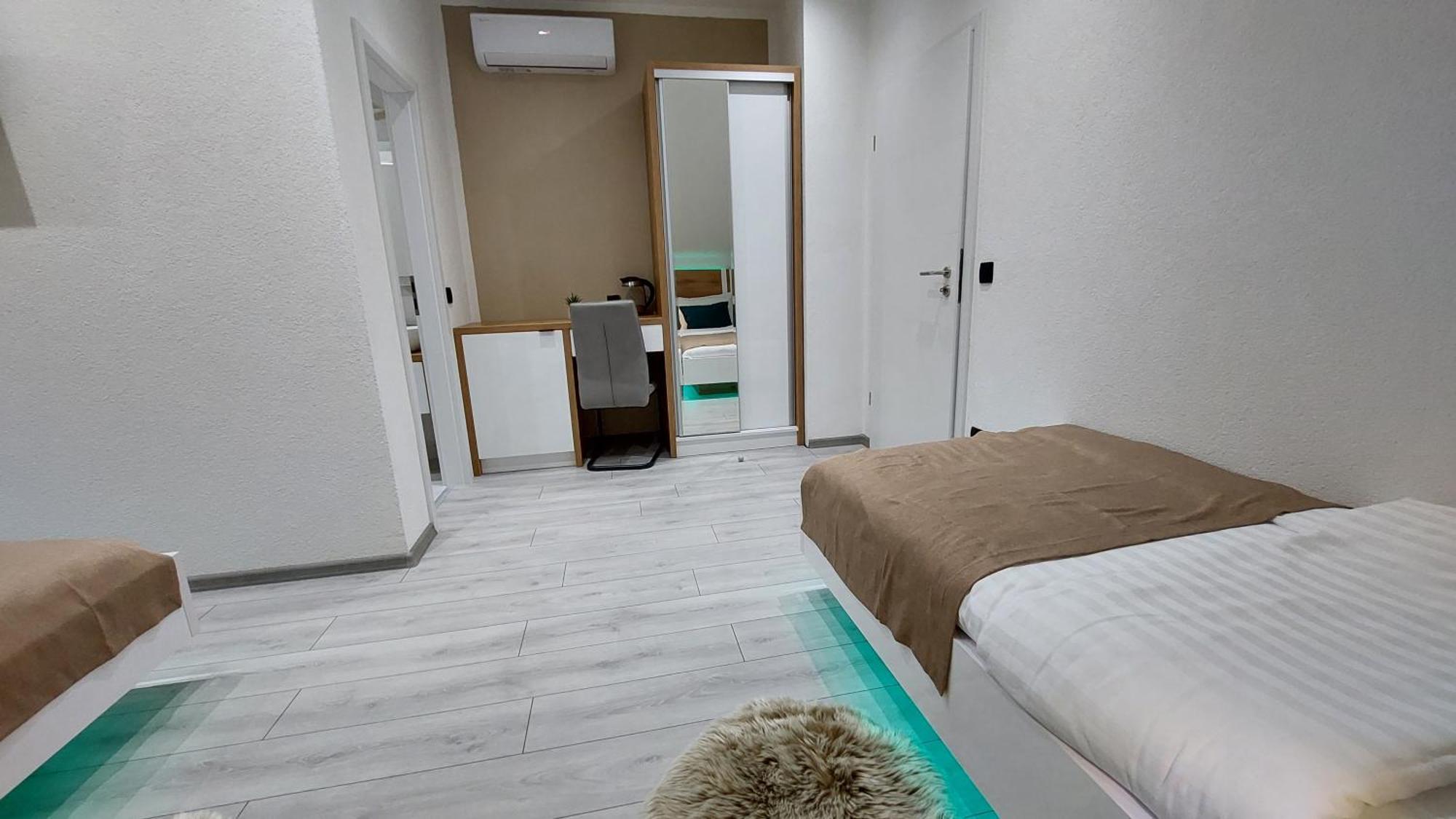 Hotel Premier House By Rd Group Korenica Exterior foto